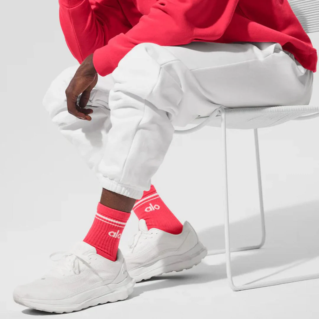 Alo Yoga Unisex Half-Crew Throwback Sock - PNK - Image 3