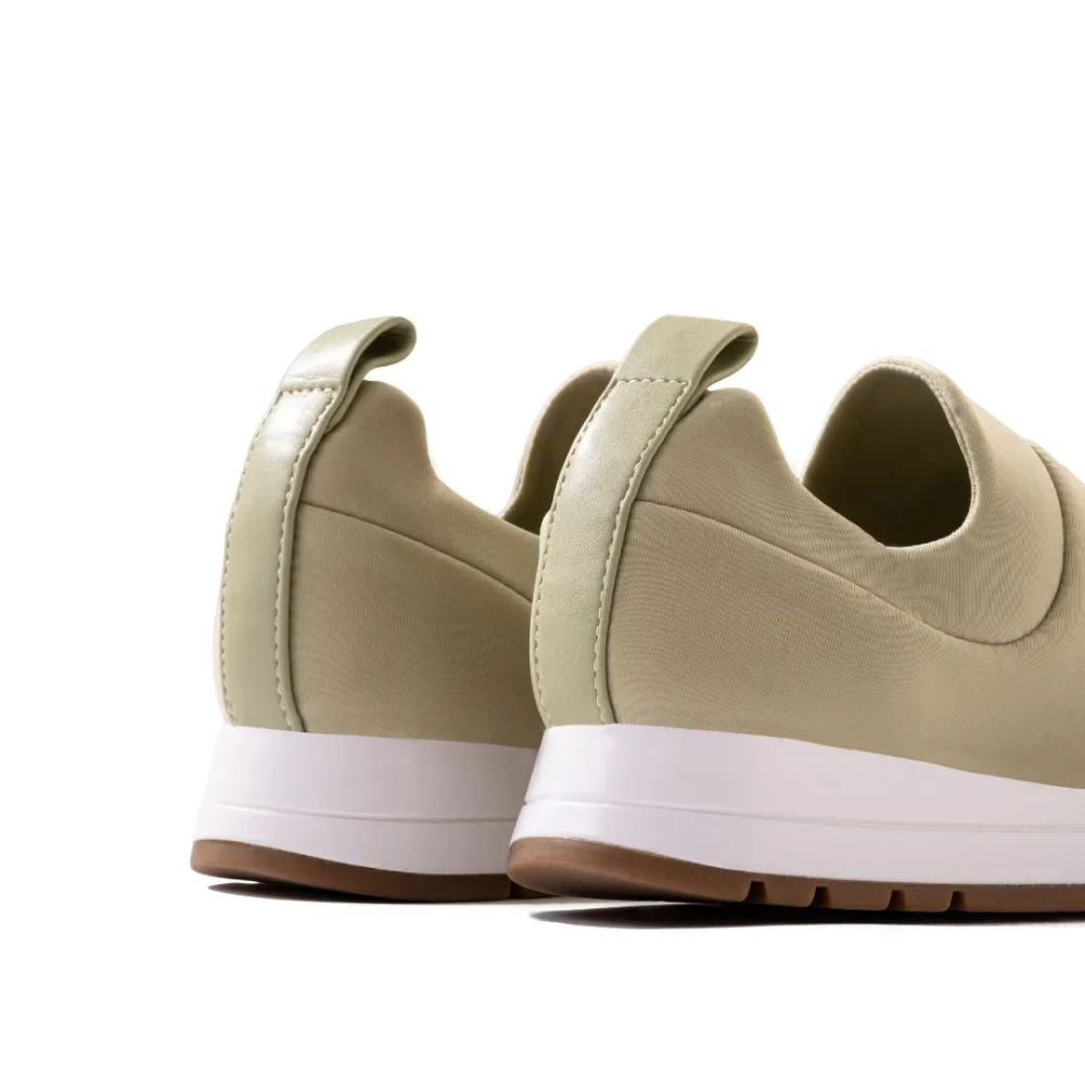 DKNY Jadyn Jogger Slip-ons Women - LGTGRN - Image 4