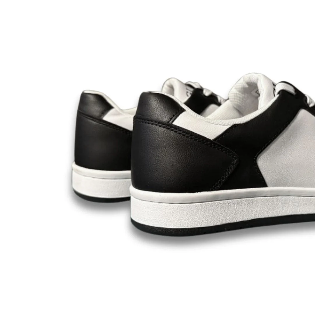 GUESS Ludolf Sneakers Men - WHTBLK - Image 3