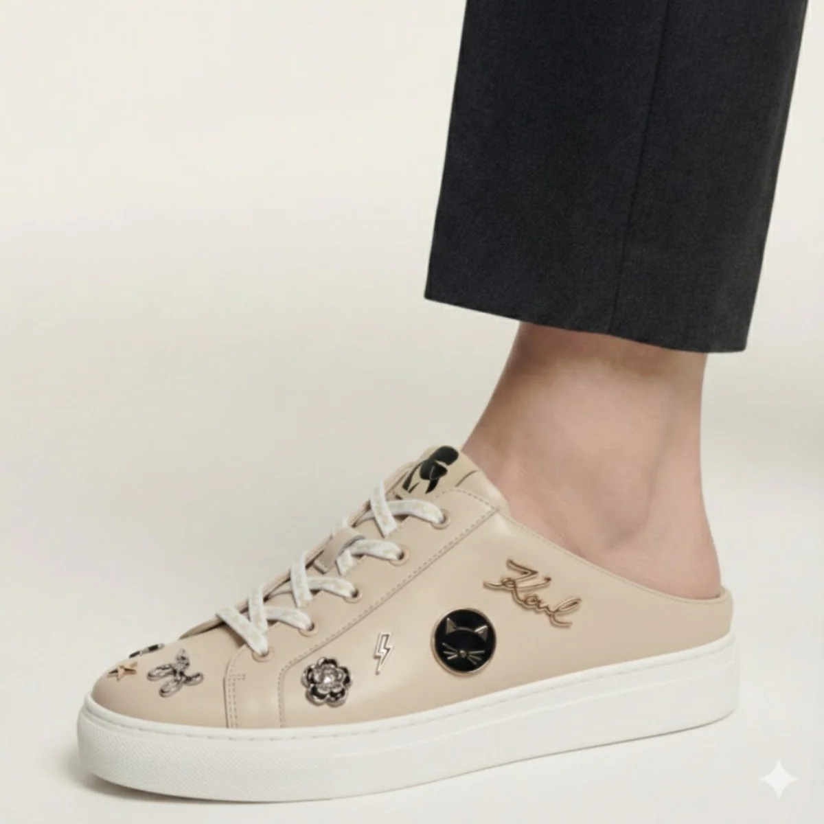 KARL LAGERFELD PARIS Cordelia Mules Sneakers Women - BEG - Image 2