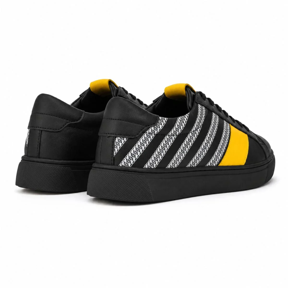 Pull & Bear Stripes Lace-up Trainers - BLK - Image 3