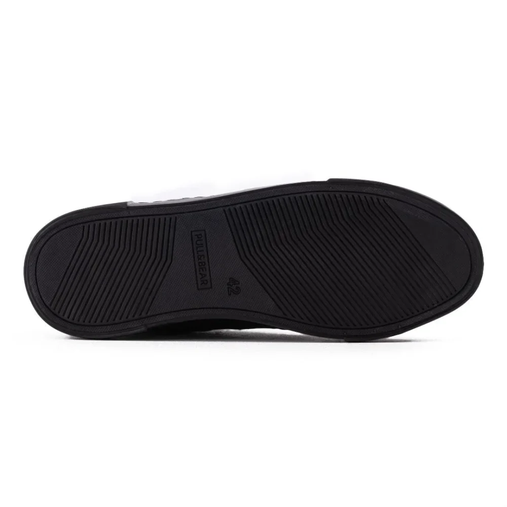 Pull & Bear Trainers With Topstitching - BLK - Image 4