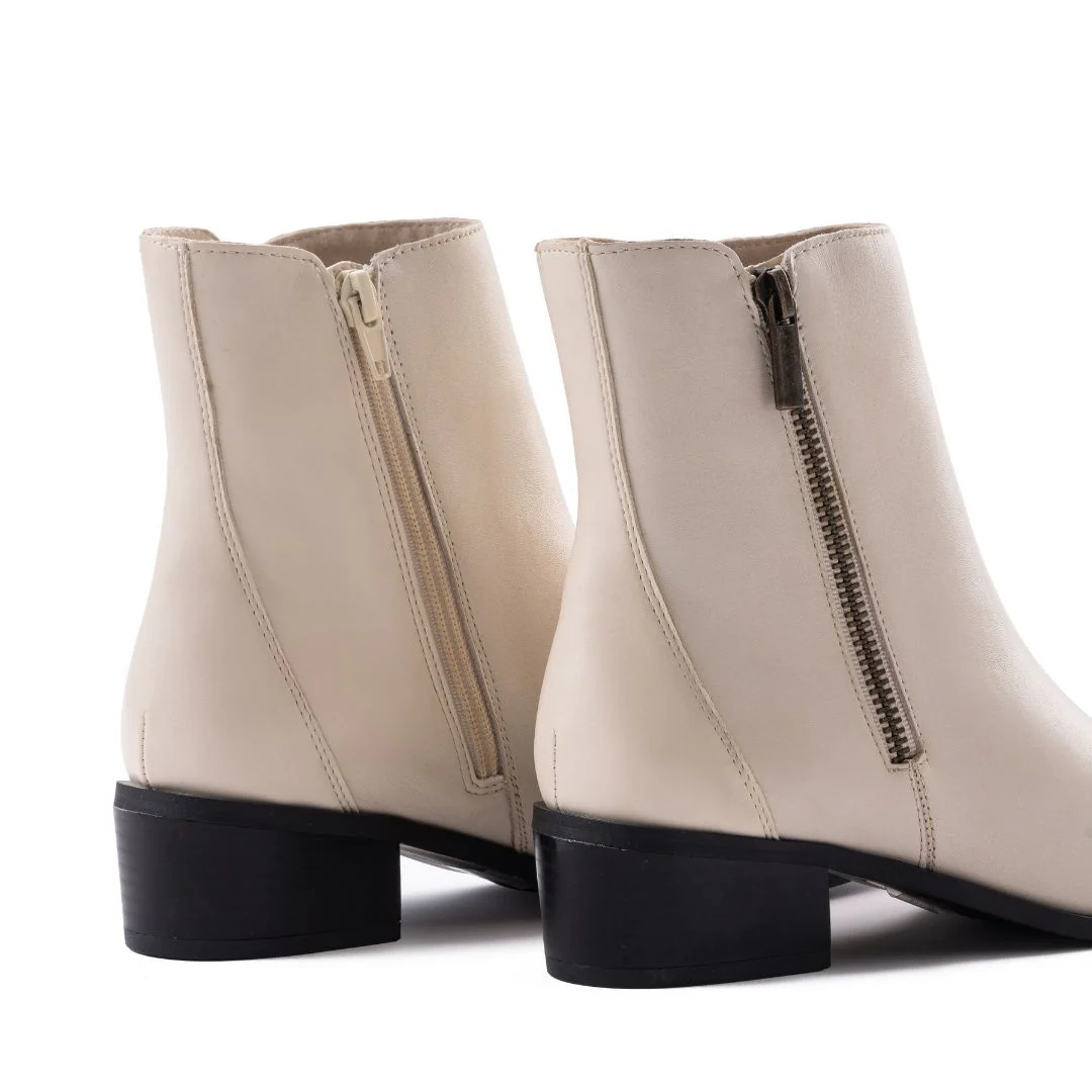 Rockport Evalyn Zip Bootie Women - OFFWHT - Image 3