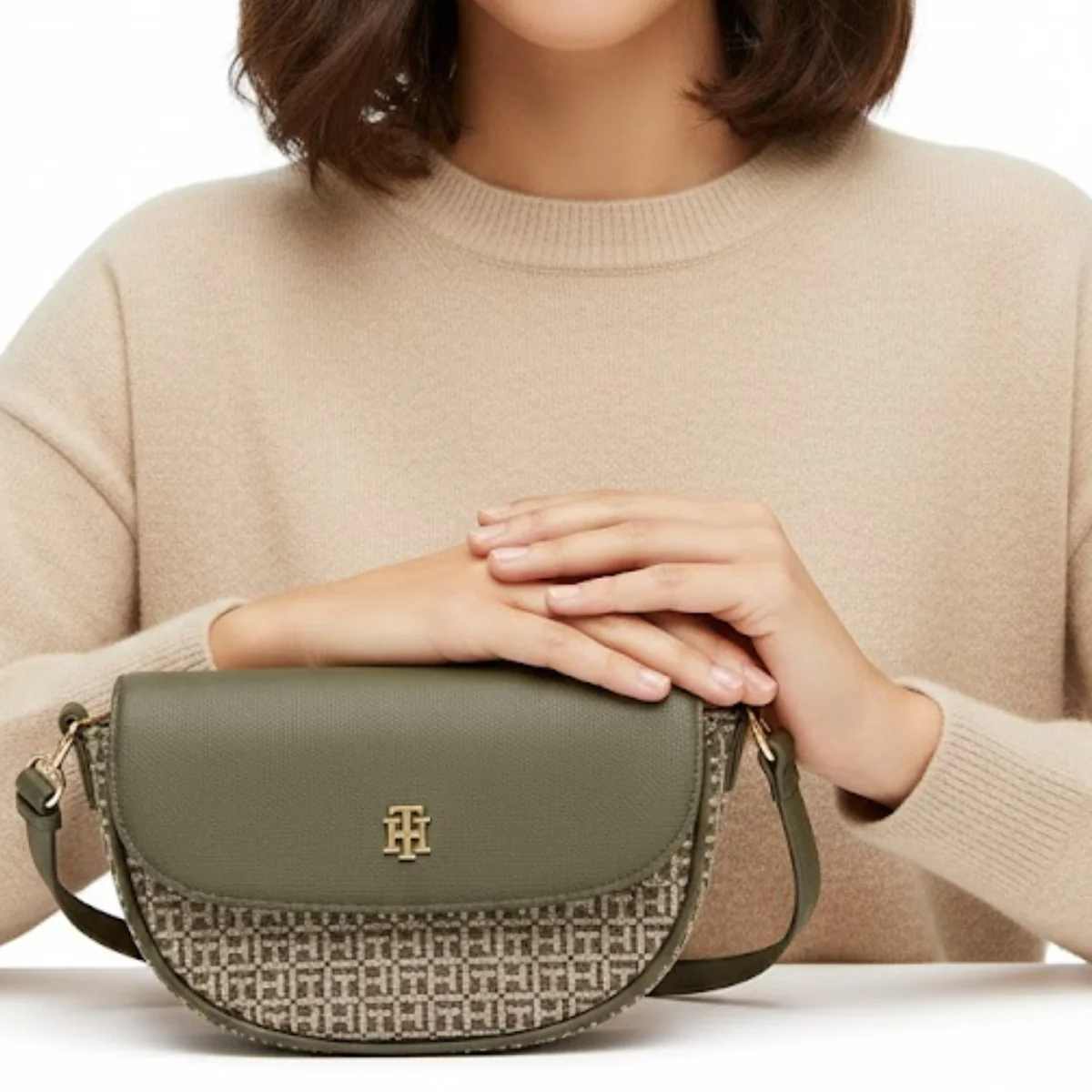Tommy Hilfiger Logo Pvc Sling Crossbody women - OLV - Image 2